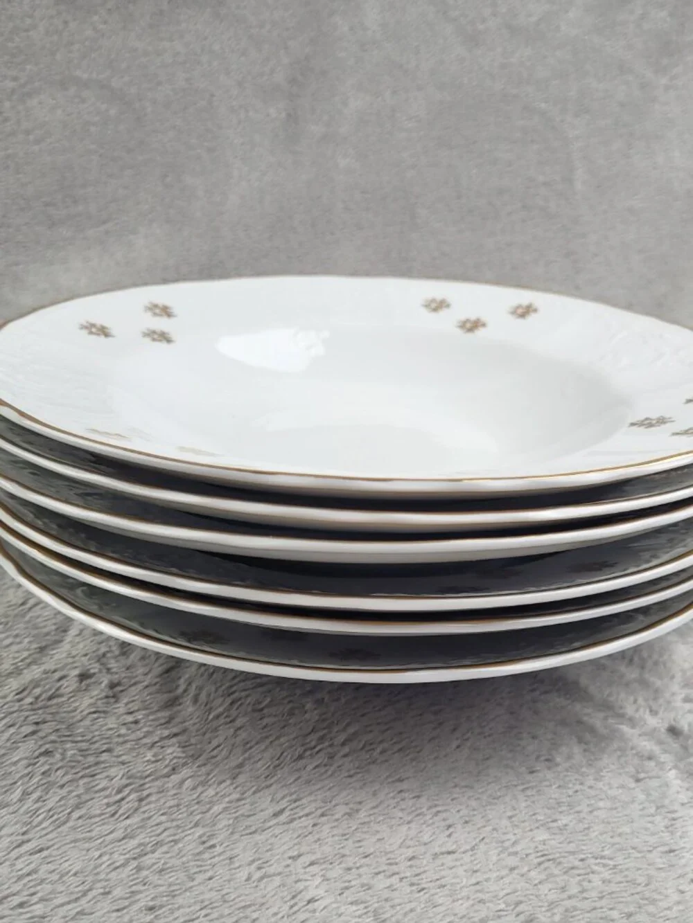 Concordia Lesov Bernadotte Czech 6 Porcelain Salad Soup Bowls White Gold Floral